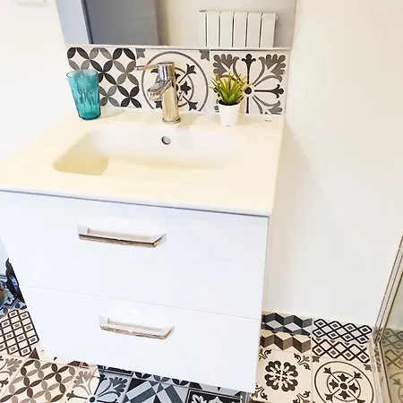 Maison Avec Jardin En Centre - Proche Gare Et Circuit 24h Du Mans Holiday home *